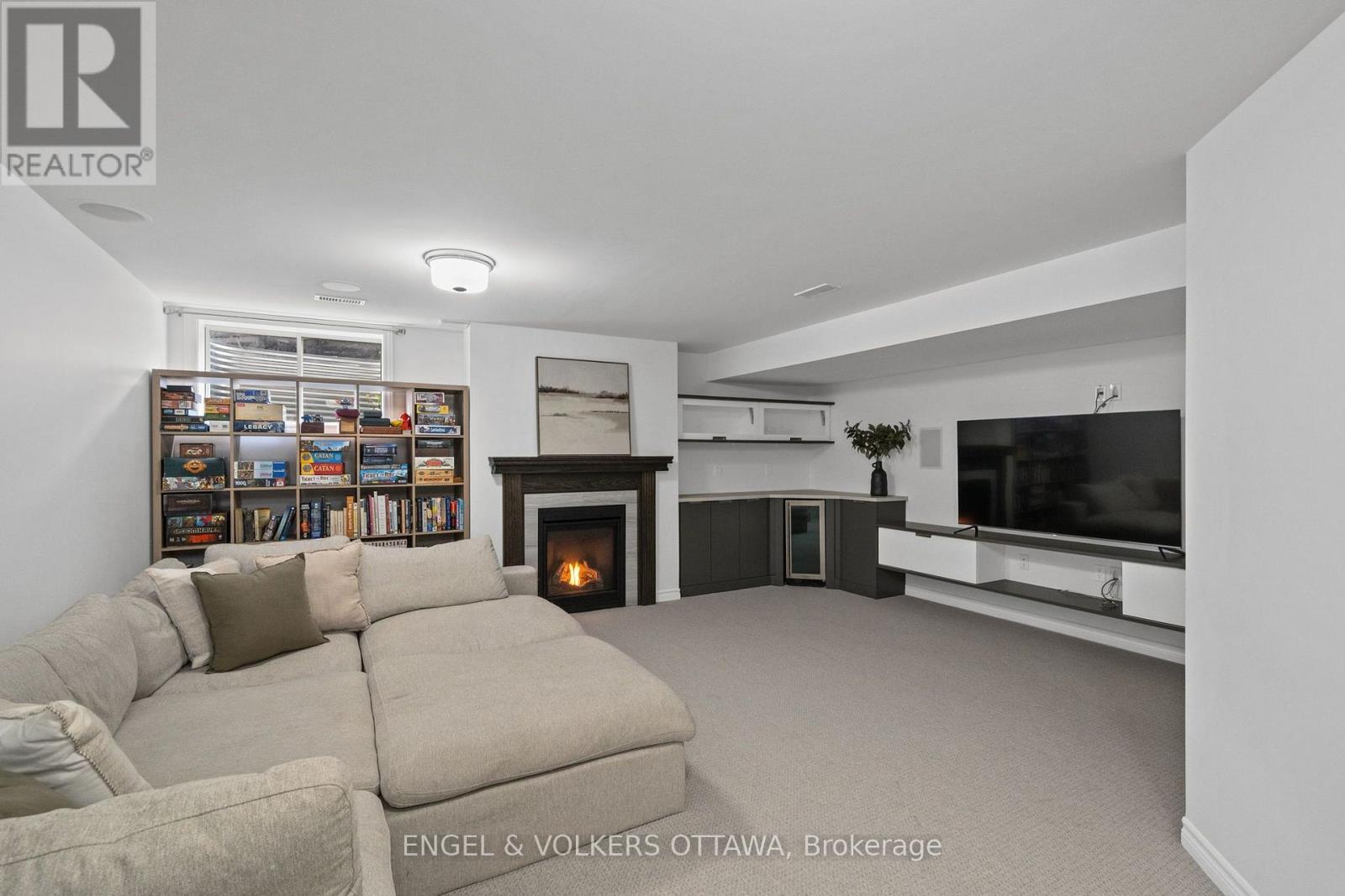 3 Bed, 3 Bath House for Sale in Ottawa – 309 ALASKEN DRIVE, Ottawa – MLS# X13767148 - Image 25