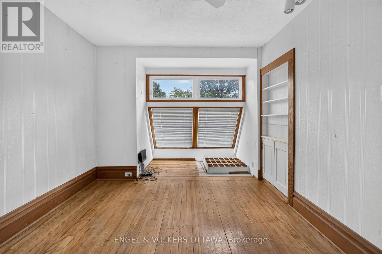 68 CAMERON AVENUE - Image 33