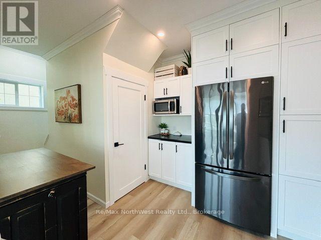 917 PARK STREET - Image 26