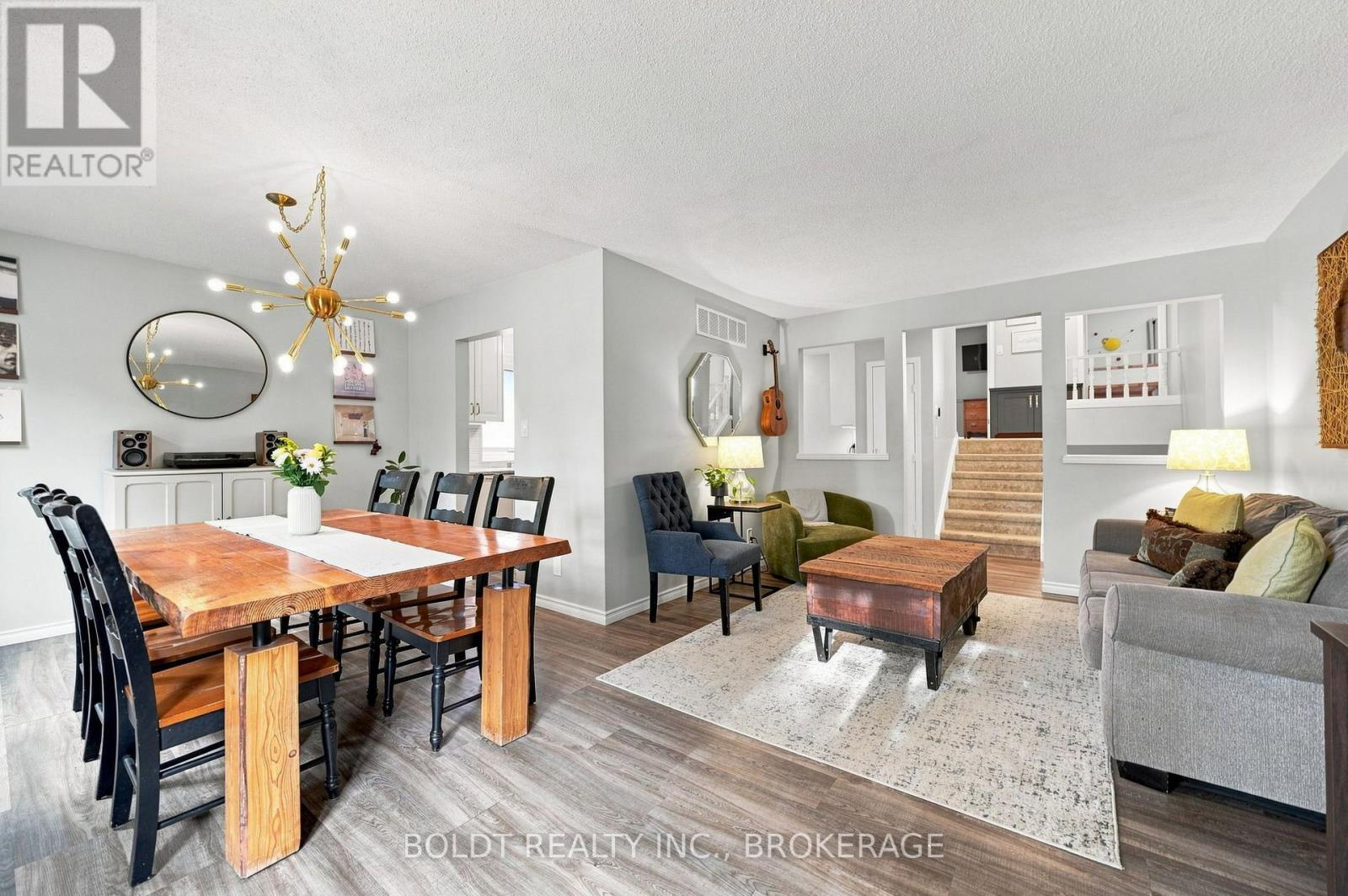 84 ALLANBROOK STREET - Image 11
