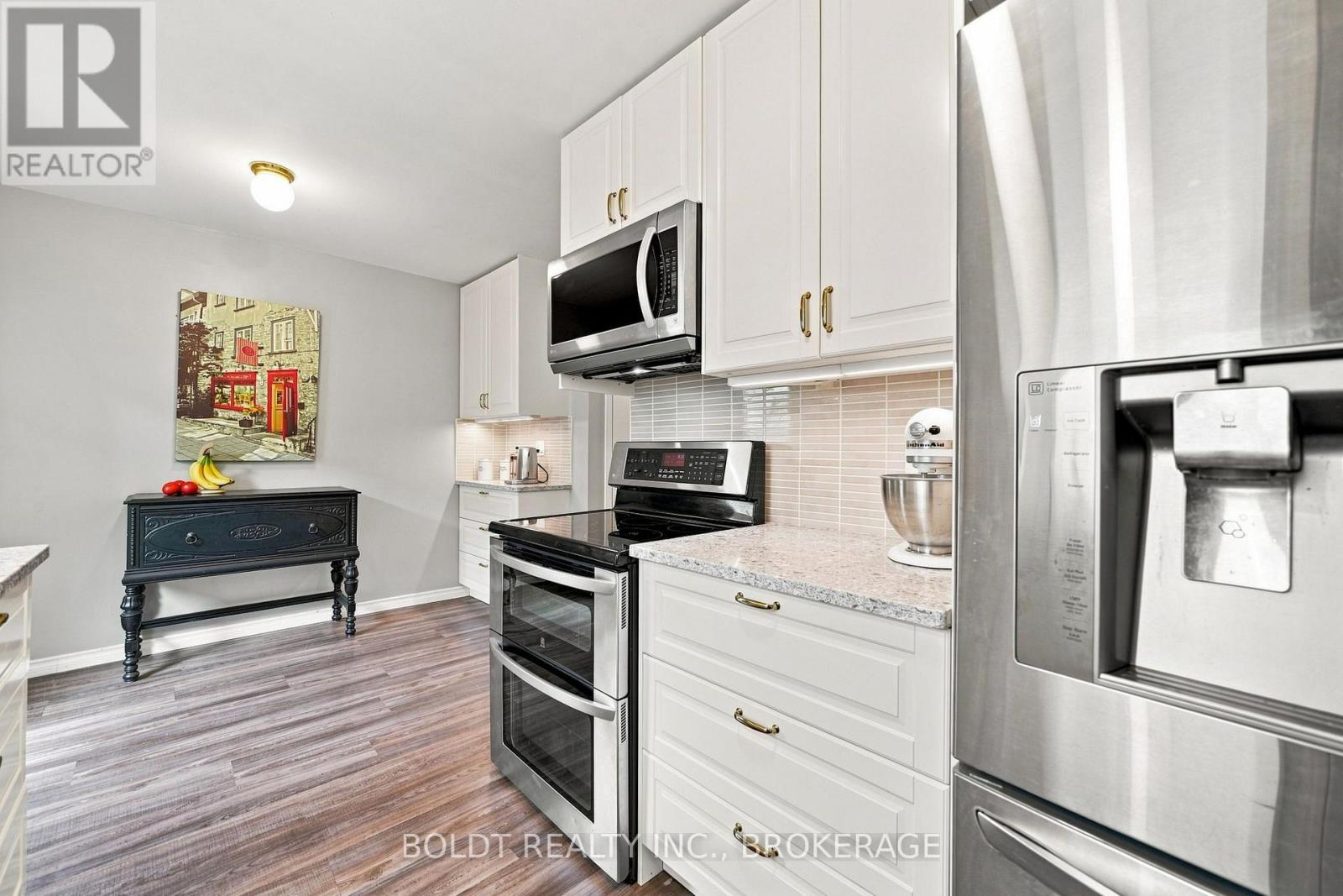 84 ALLANBROOK STREET - Image 17