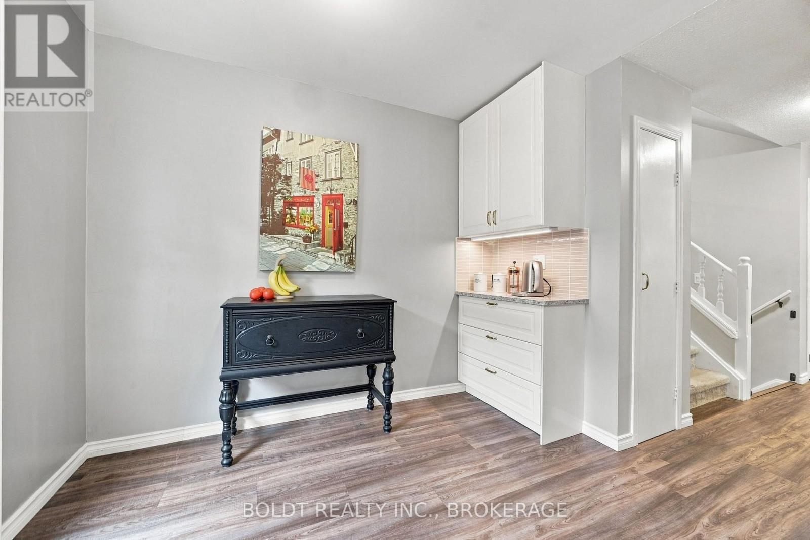 84 ALLANBROOK STREET - Image 18