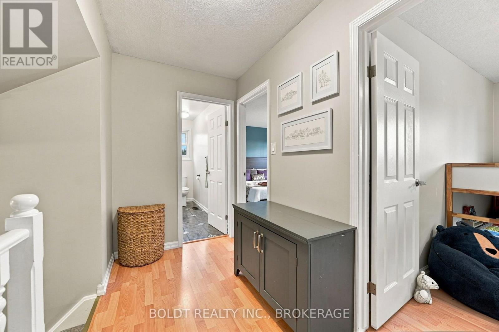 84 ALLANBROOK STREET - Image 21