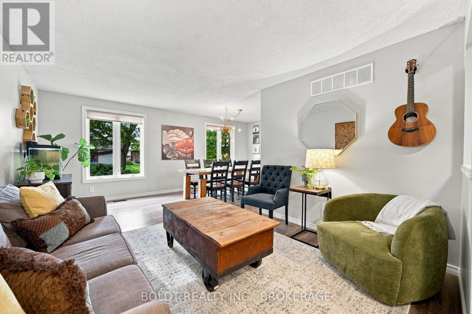 84 ALLANBROOK STREET - Image 9
