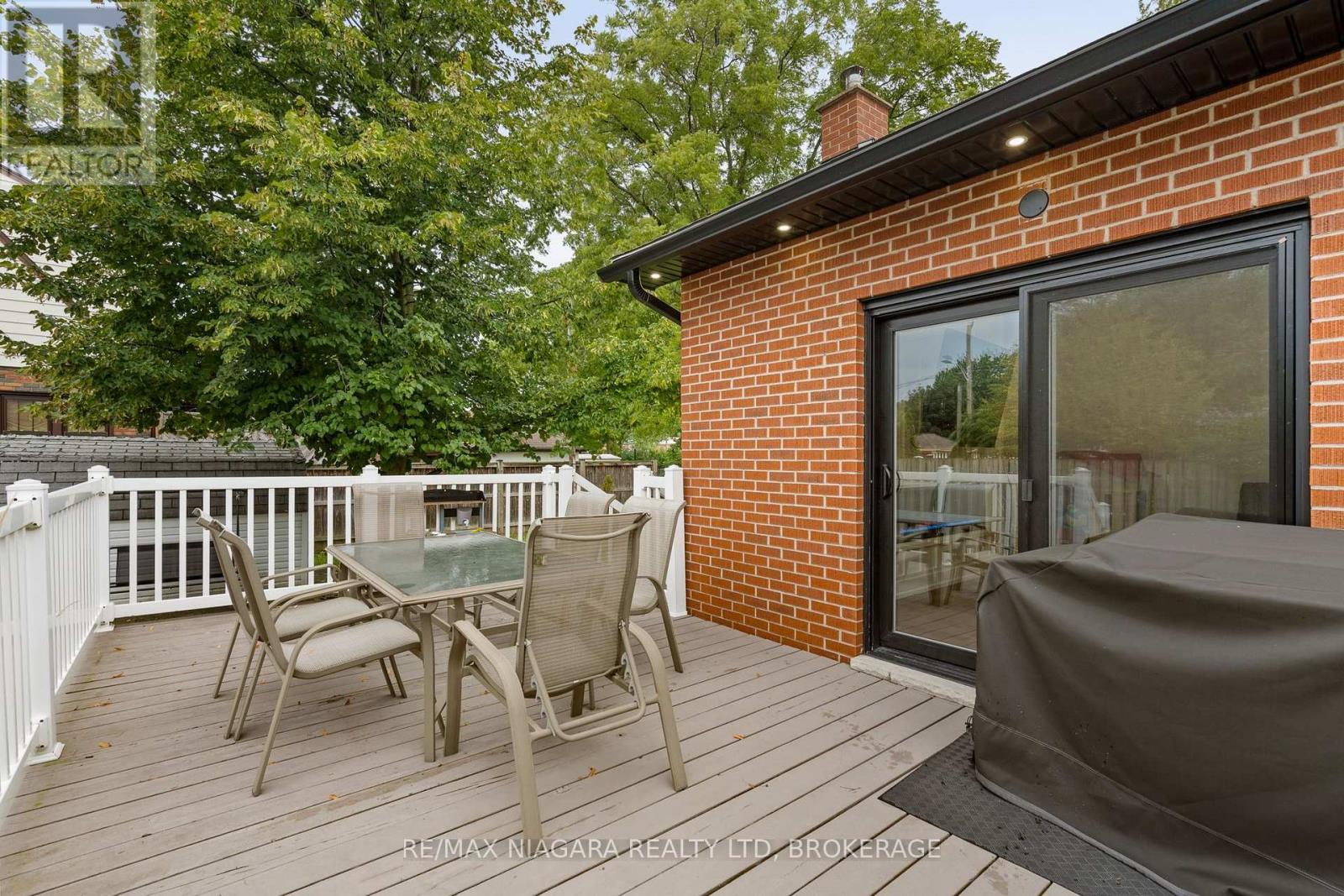 157 AQUEDUCT STREET - Image 35