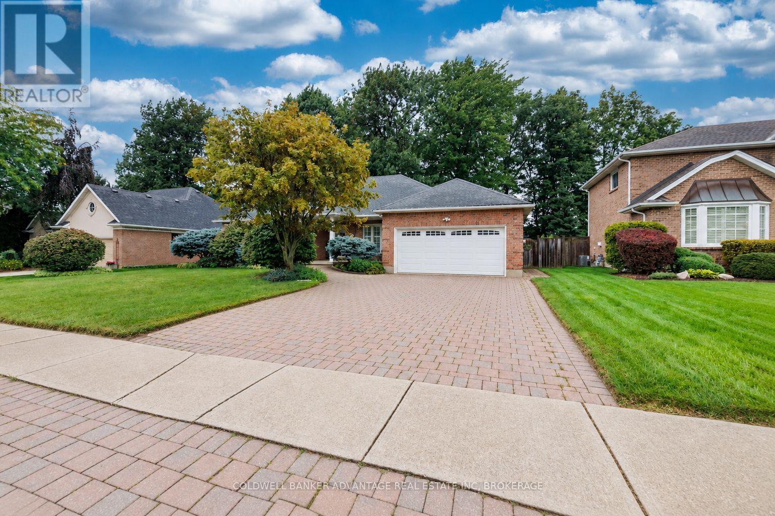8165 MOUNT OLIVE CRESCENT, Niagara Falls (Mt. Carmel) — photo 2