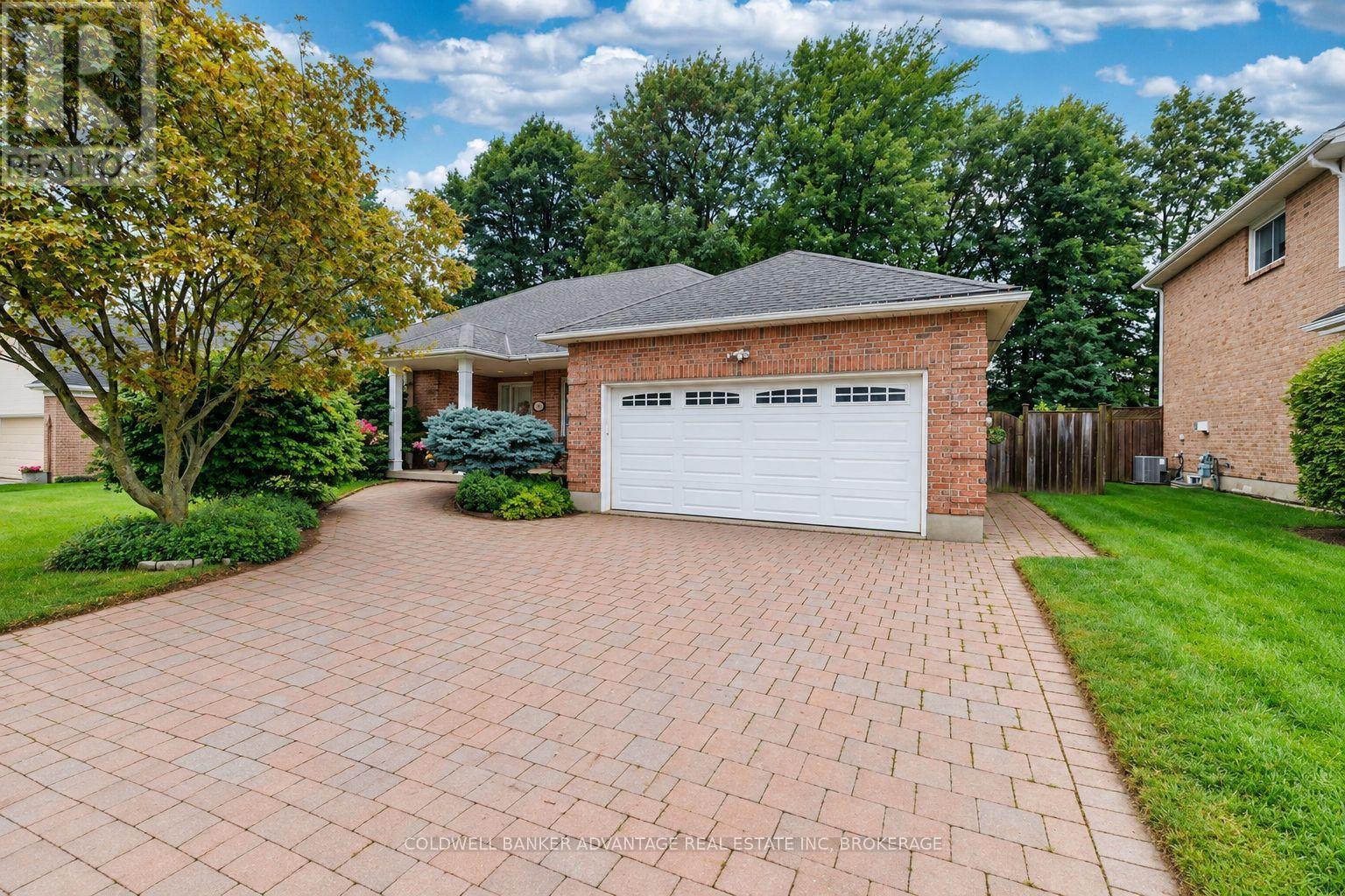 8165 MOUNT OLIVE CRESCENT, Niagara Falls (Mt. Carmel) — photo 3