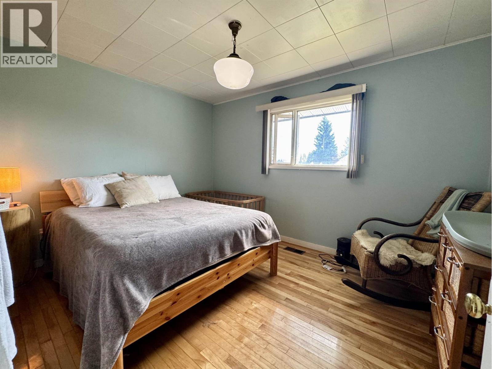 4020 FIRST AVENUE, Smithers