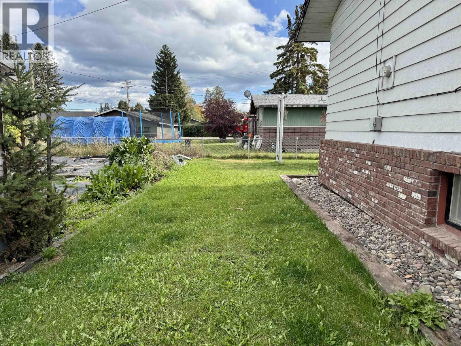 4020 FIRST AVENUE, Smithers