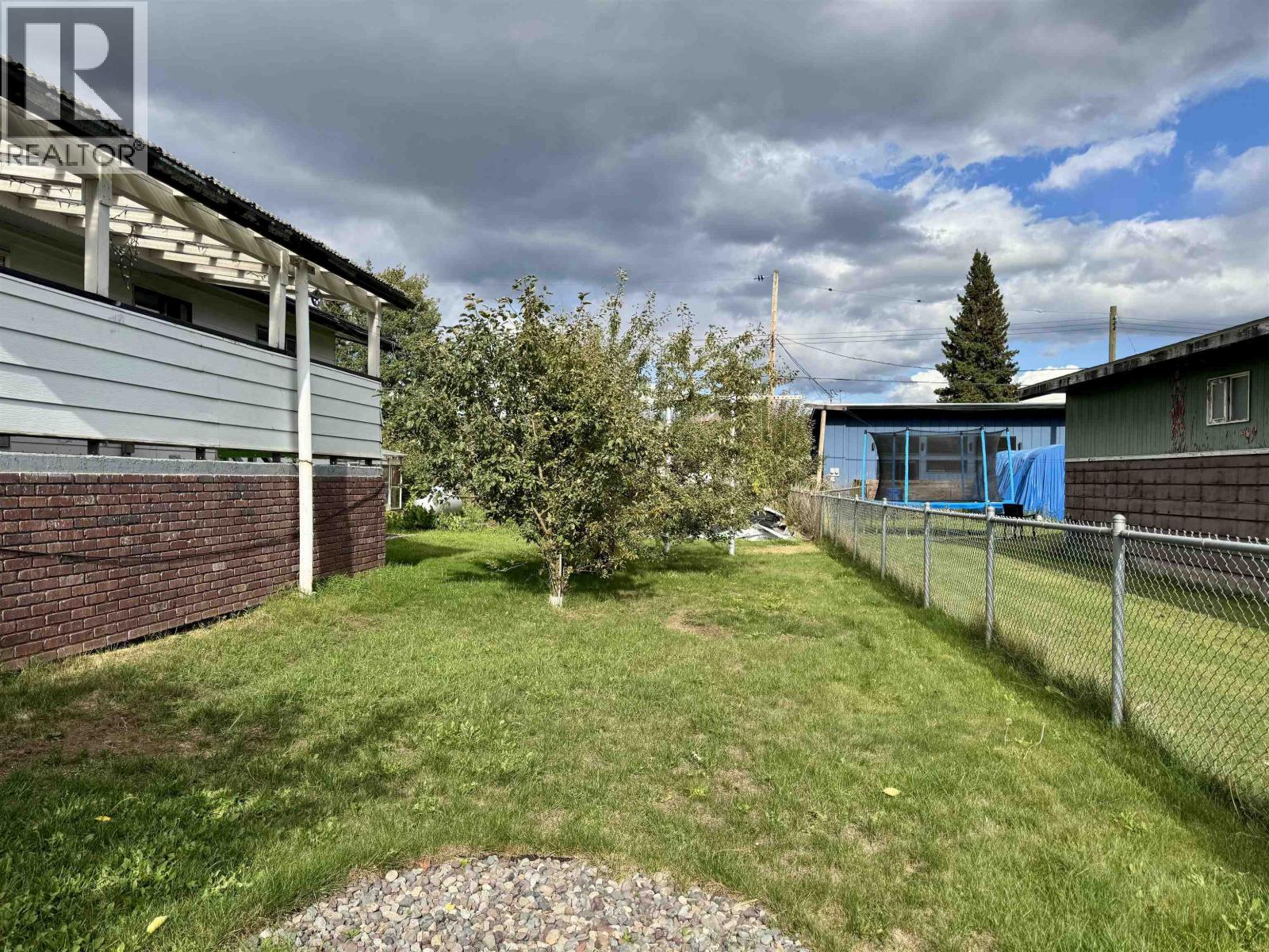4020 FIRST AVENUE, Smithers