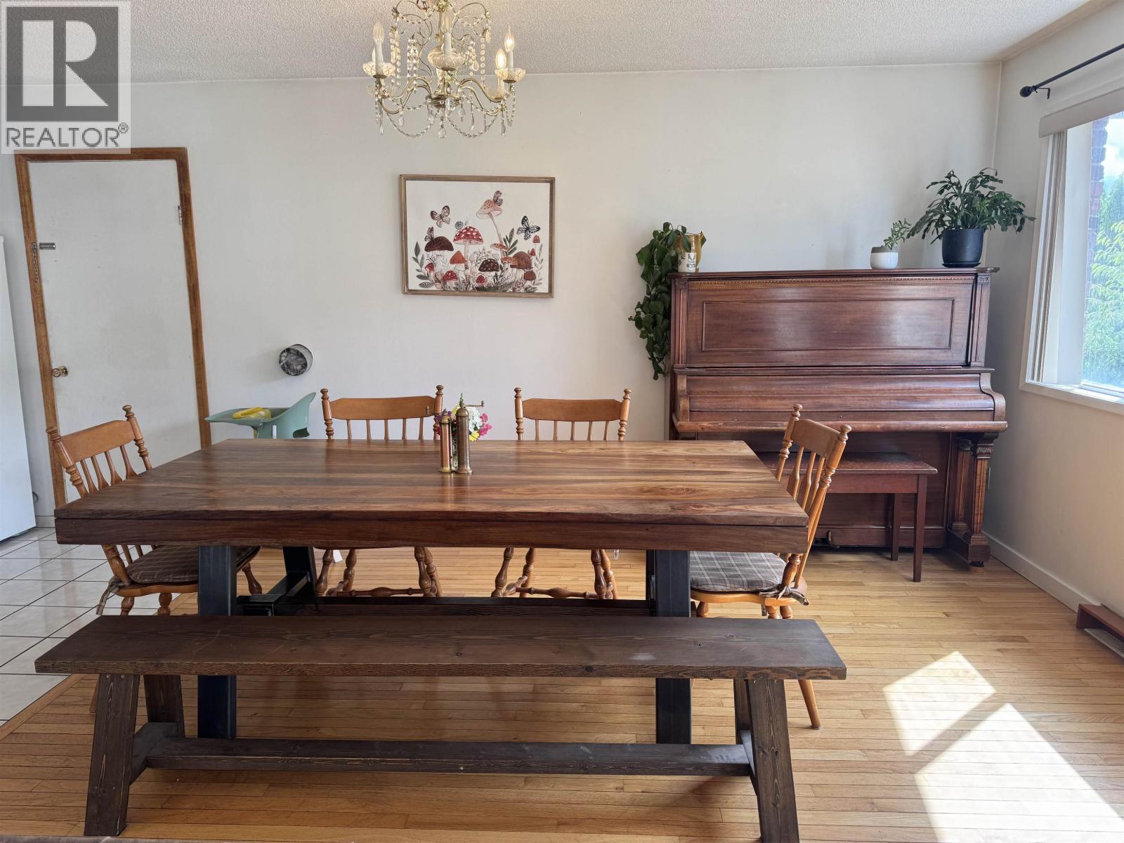 4020 FIRST AVENUE, Smithers
