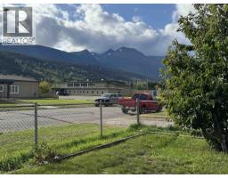 4020 1st Avenue, Smithers, BC V0J2N0 Photo 36