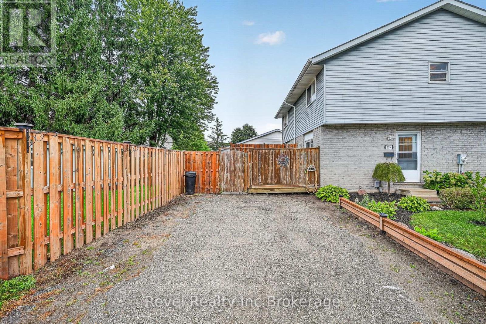 995 CREE AVENUE, Woodstock (Woodstock - North) — photo 8
