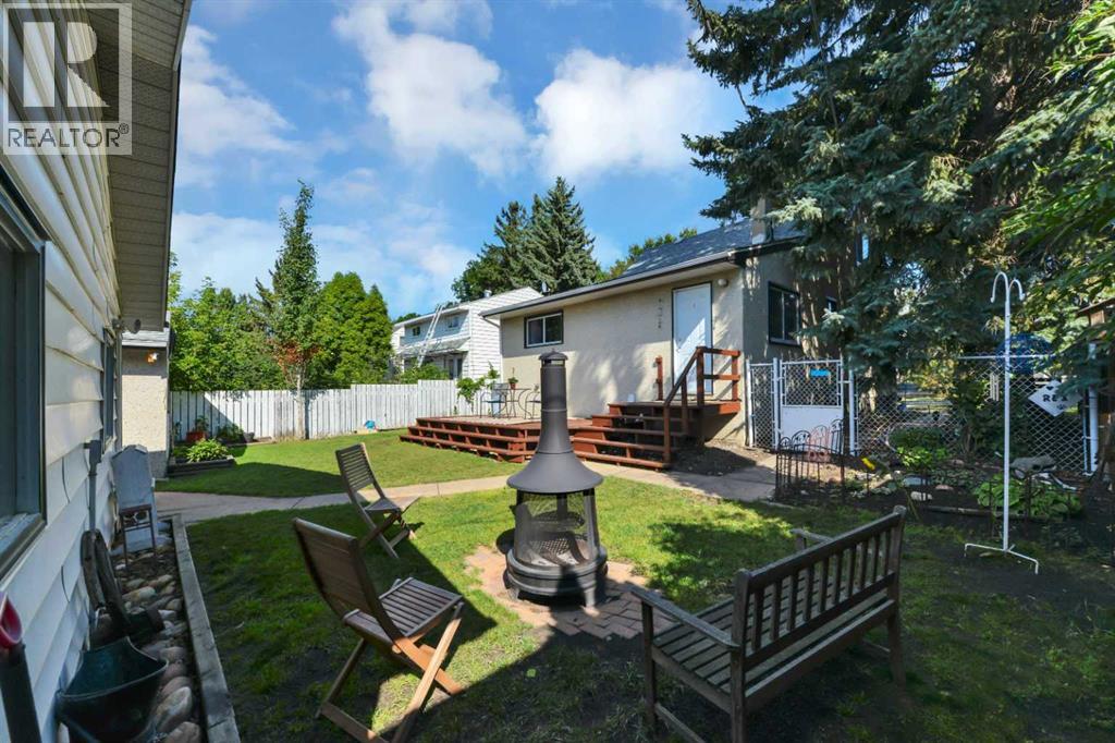 Listing photo – 3622 41 Avenue, Red Deer