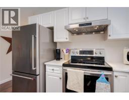 6654 Acreman Pl, Sooke, BC V9Z0V9 Photo 11