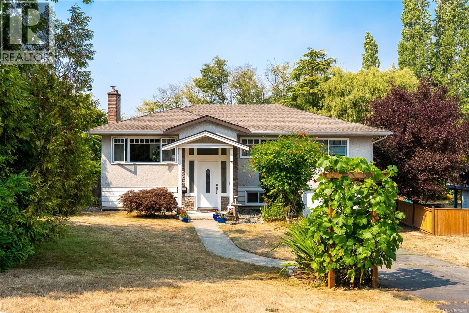 4260 Springridge Crescent, Saanich