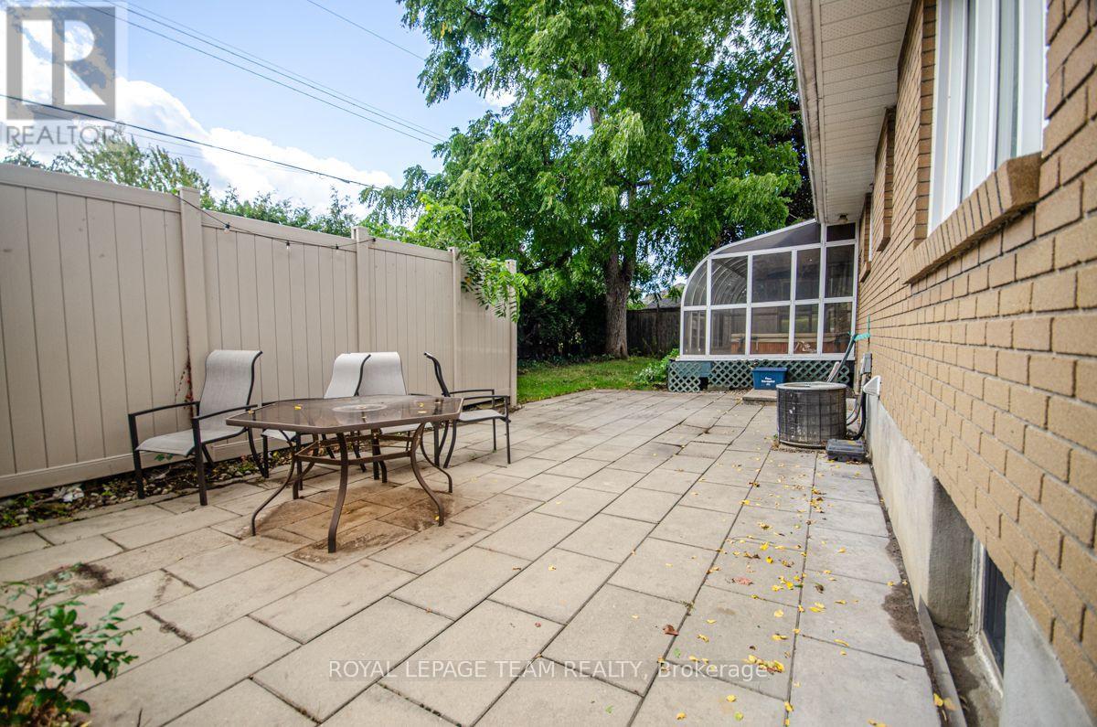 84 STARWOOD ROAD photo 35