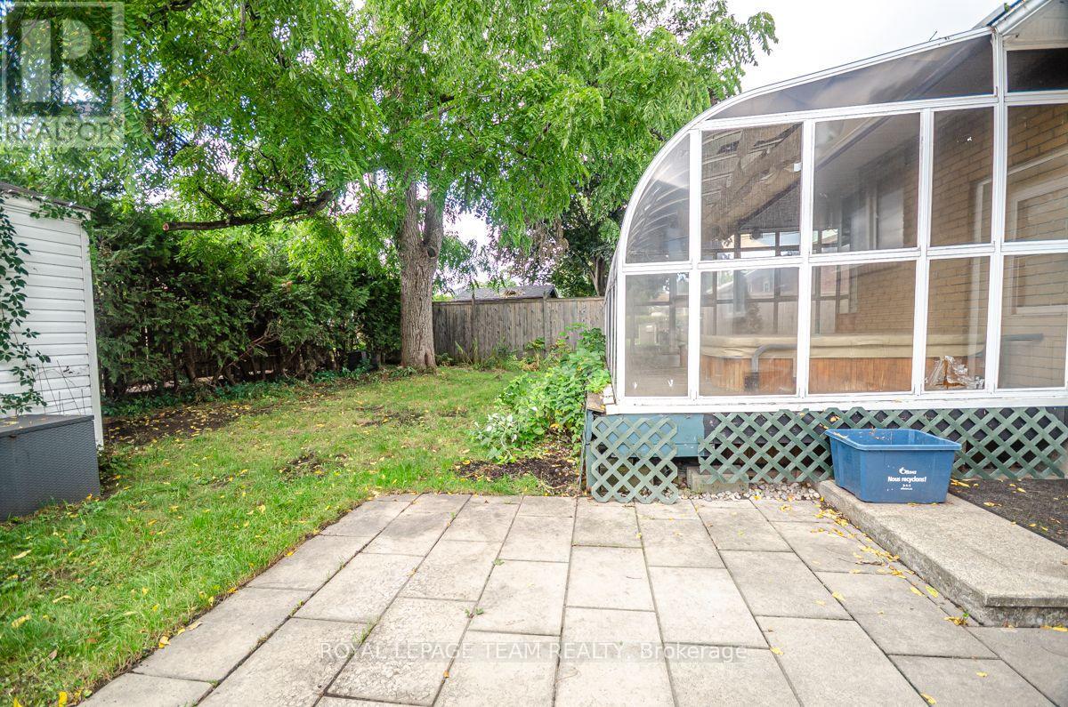 84 STARWOOD ROAD photo 36
