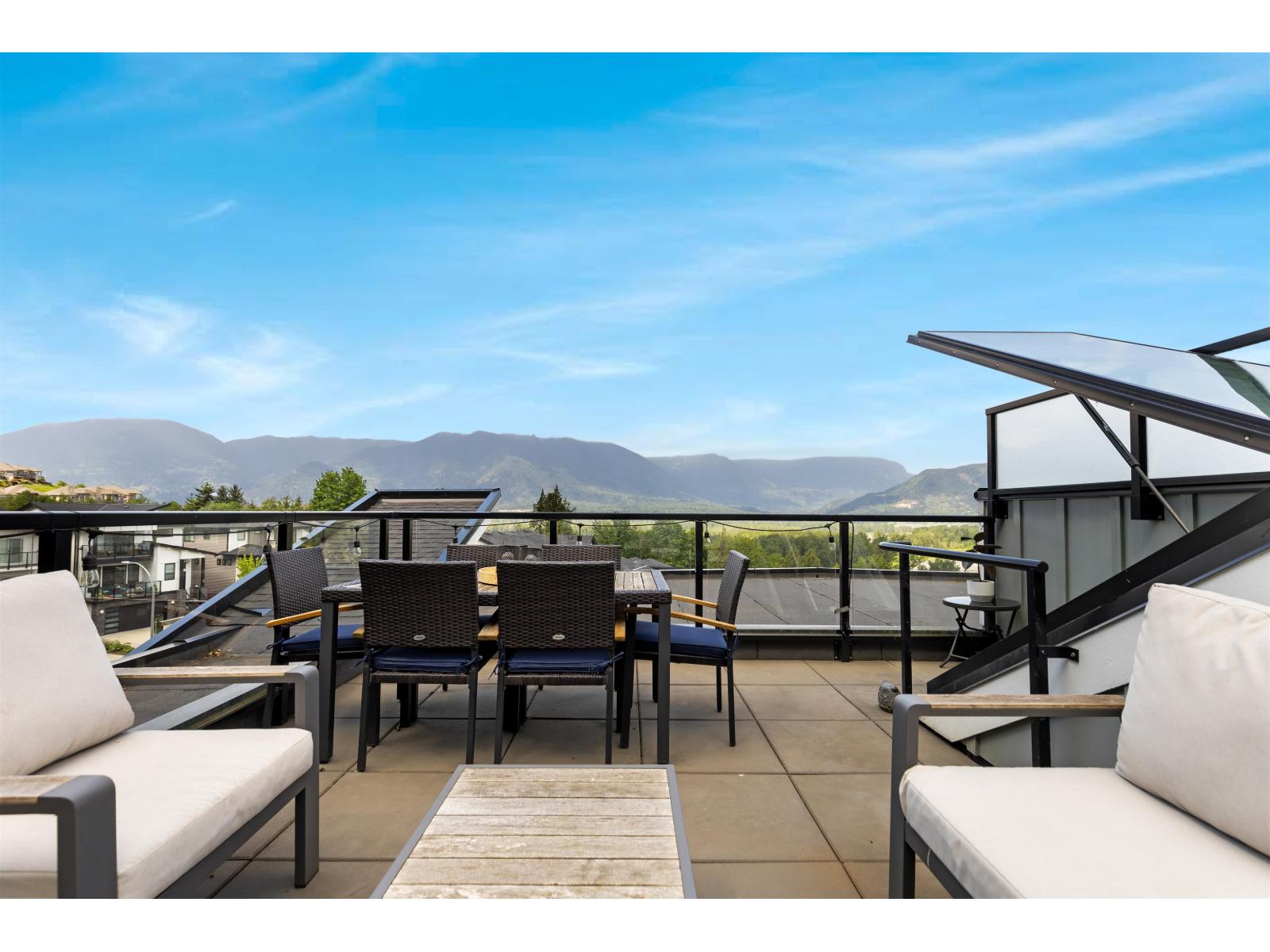 1 43998 CHILLIWACK MOUNTAIN ROAD, Chilliwack Mountain, Chilliwack — photo 1
