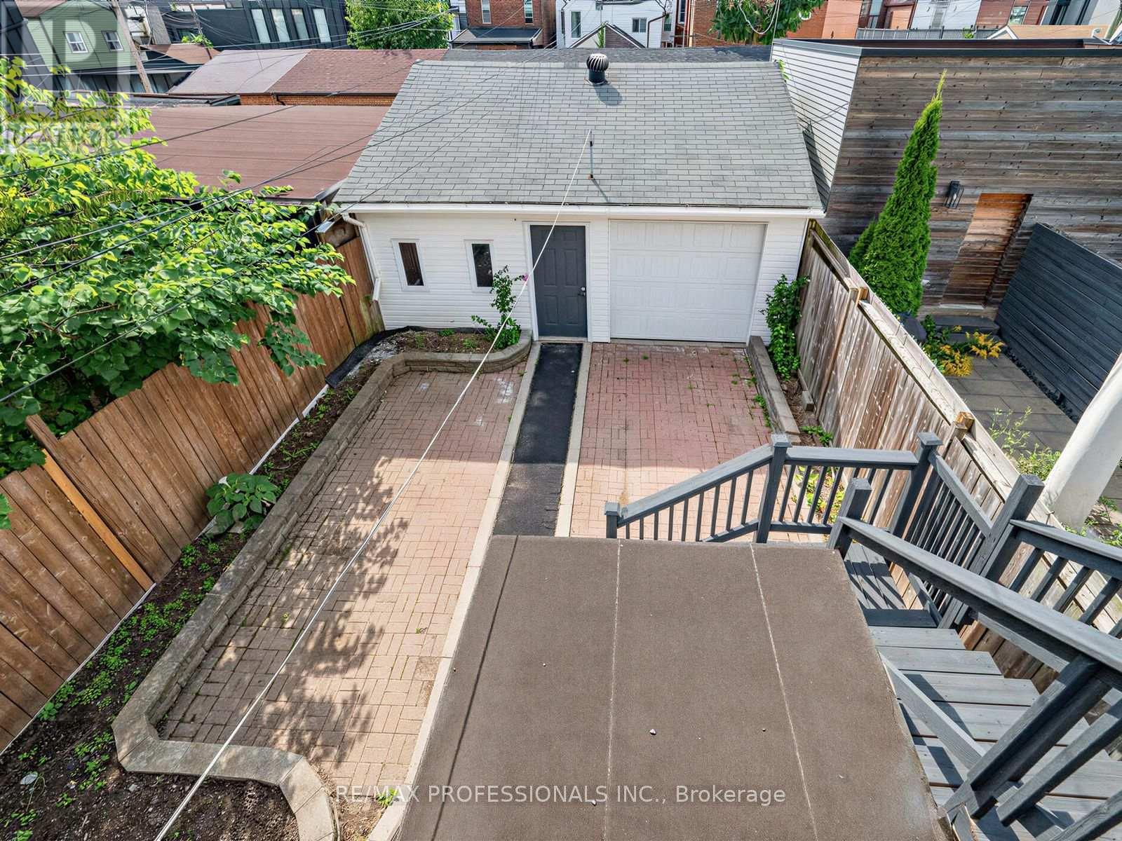 168 MARKHAM STREET - 39
