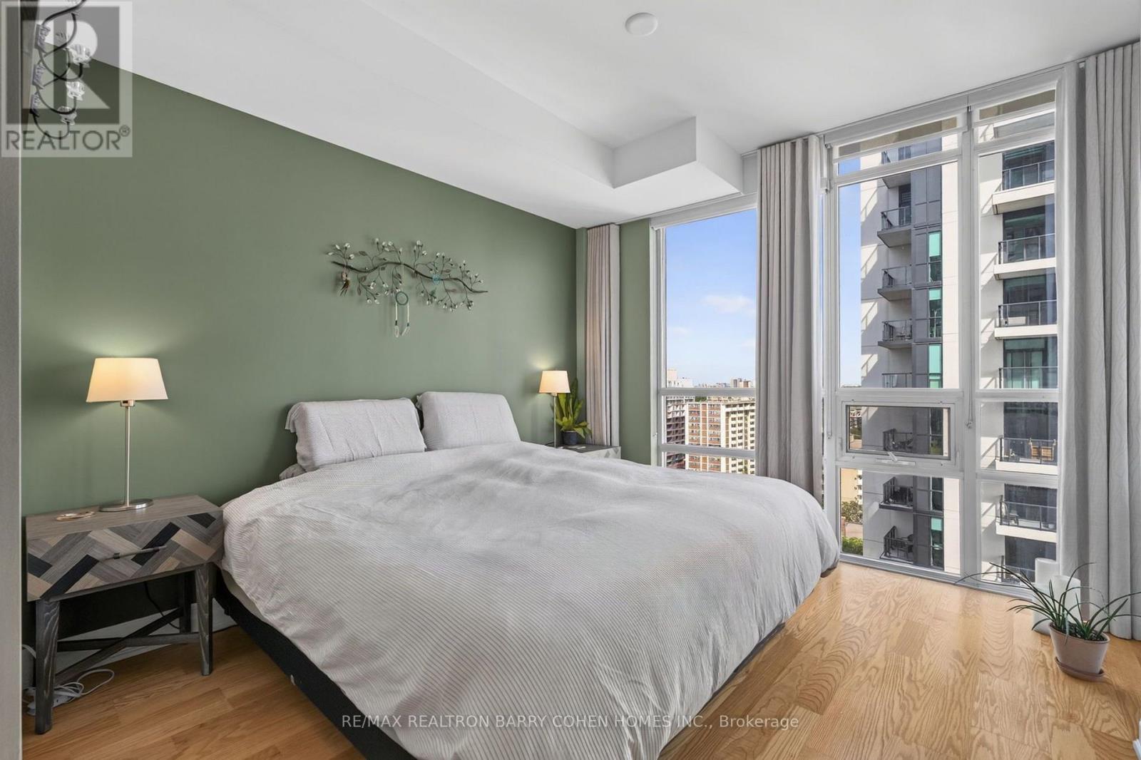 #1404 500 ST CLAIR AVENUE W - 12