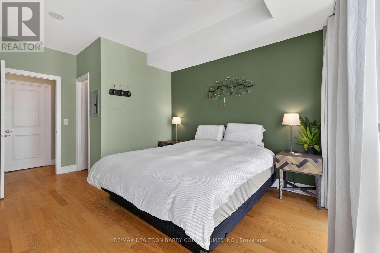 #1404 500 ST CLAIR AVENUE W - 13