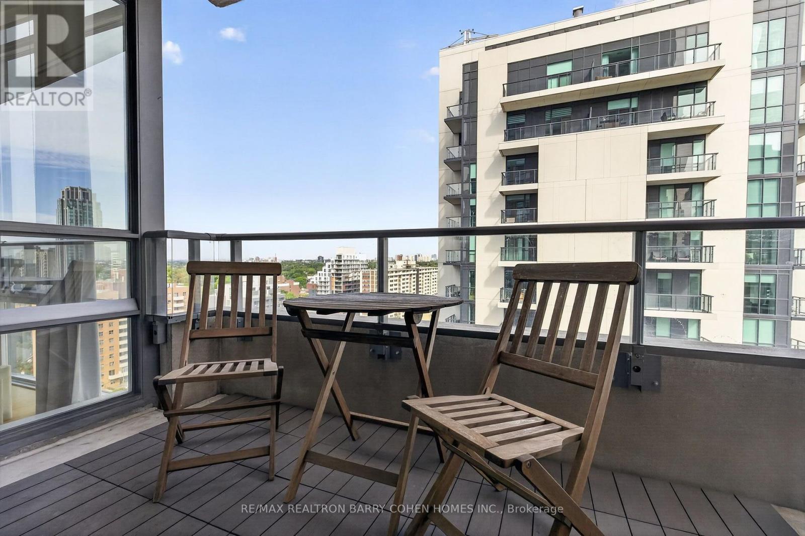 #1404 500 ST CLAIR AVENUE W - 14