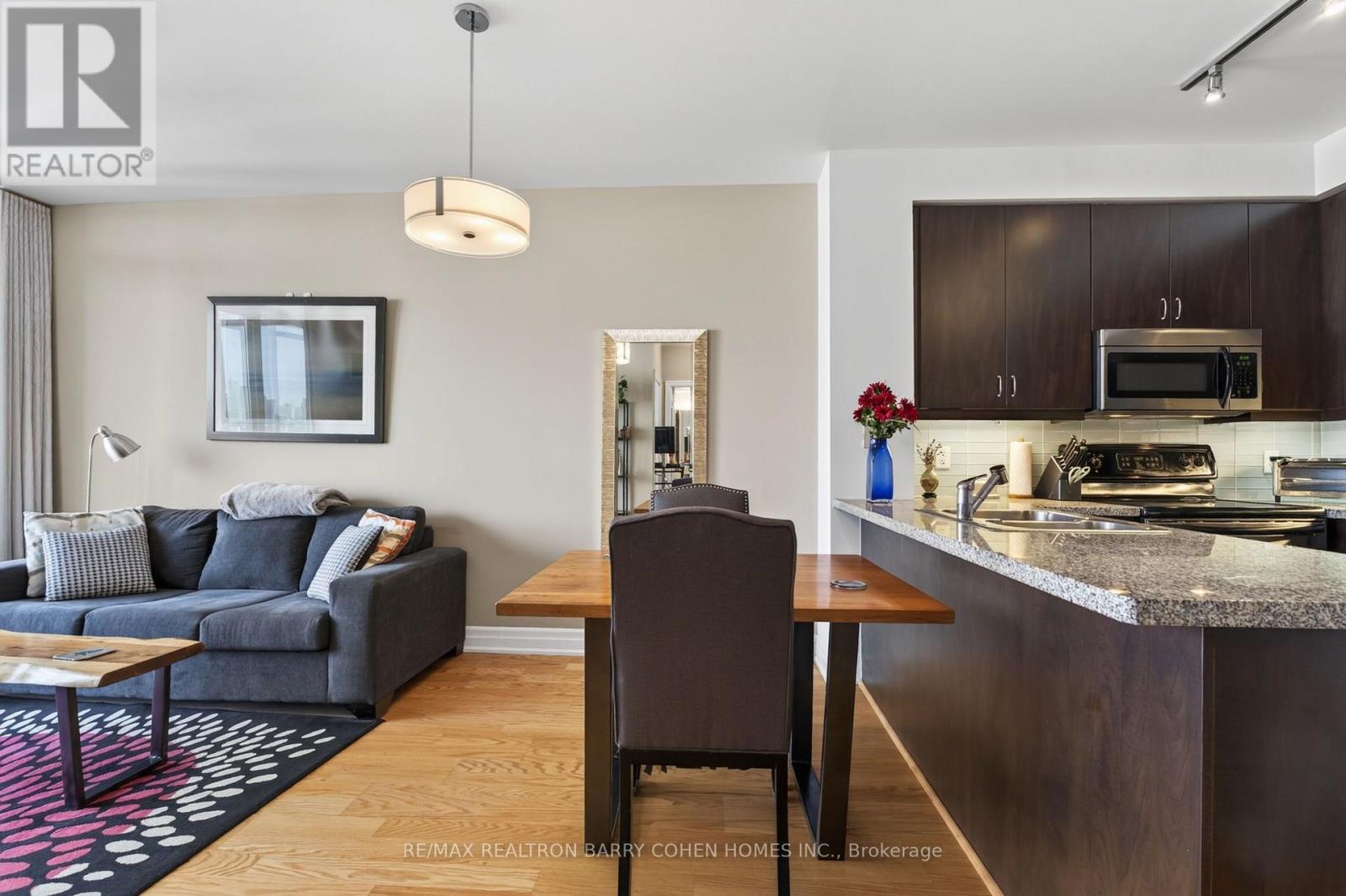 #1404 500 ST CLAIR AVENUE W - 6