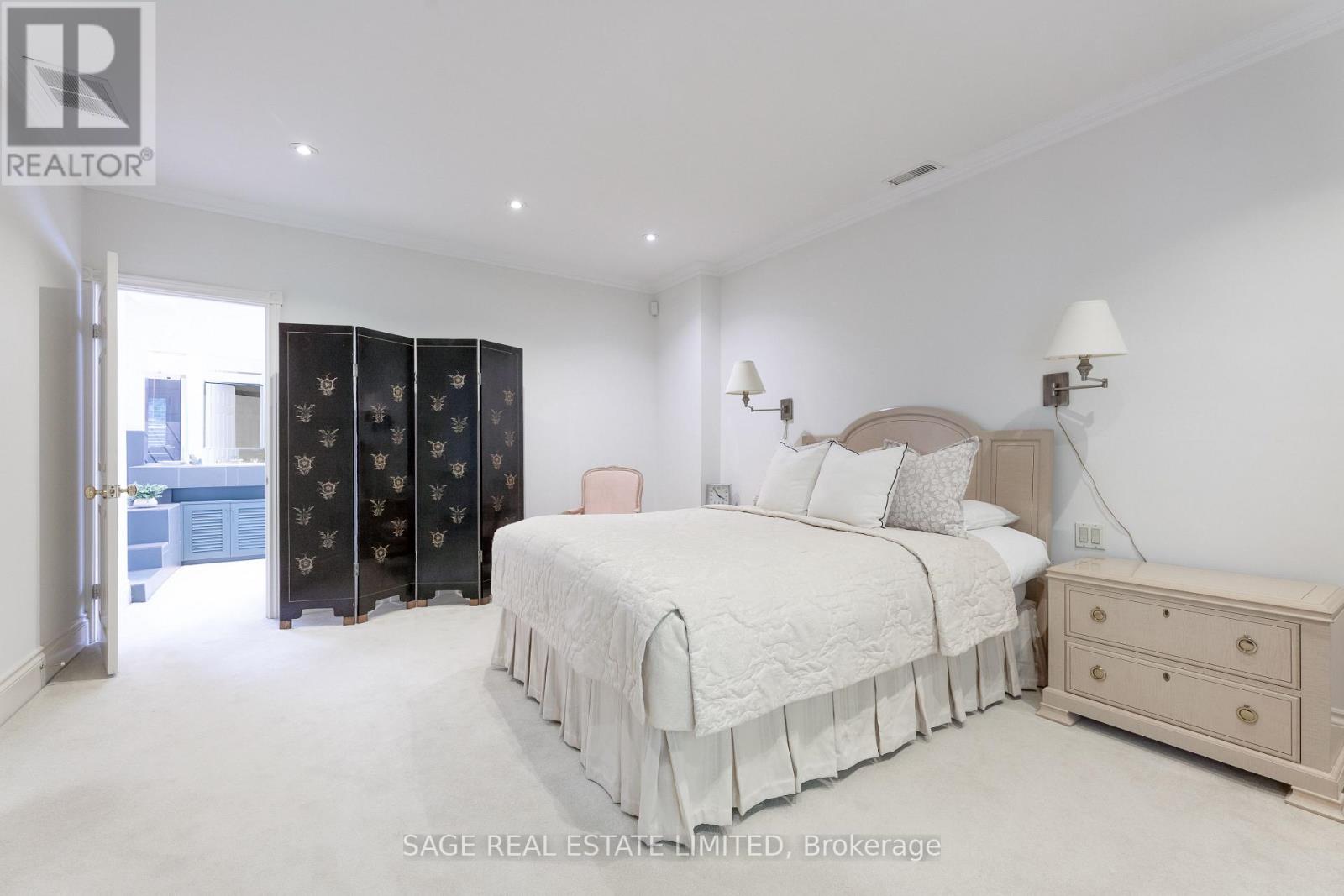 43 ORIOLE ROAD - 23