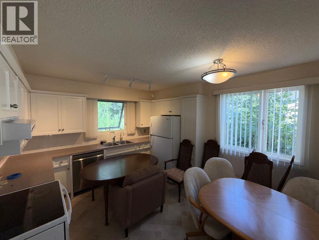 25 Nevada Place W - 11