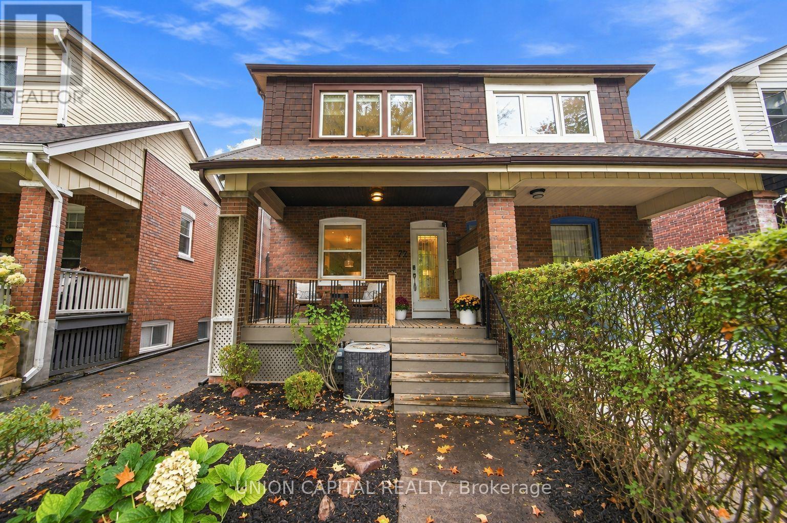 72 ROBBINS AVENUE - 1