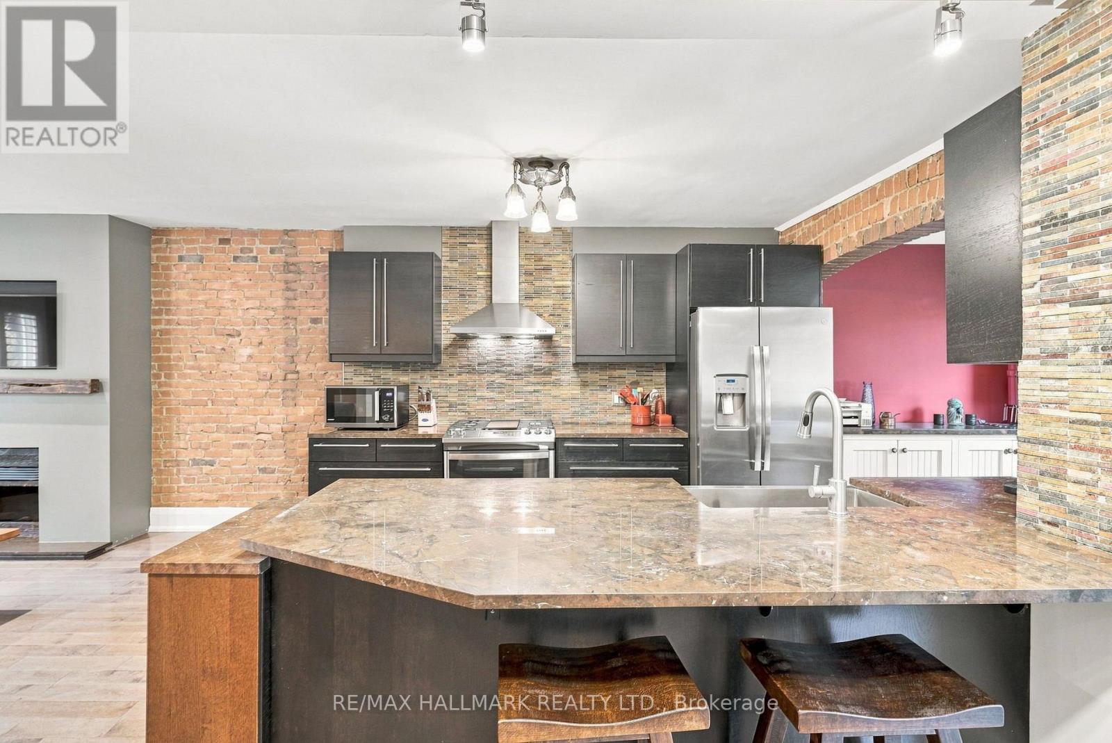 1 GLENMOUNT PARK ROAD - 6