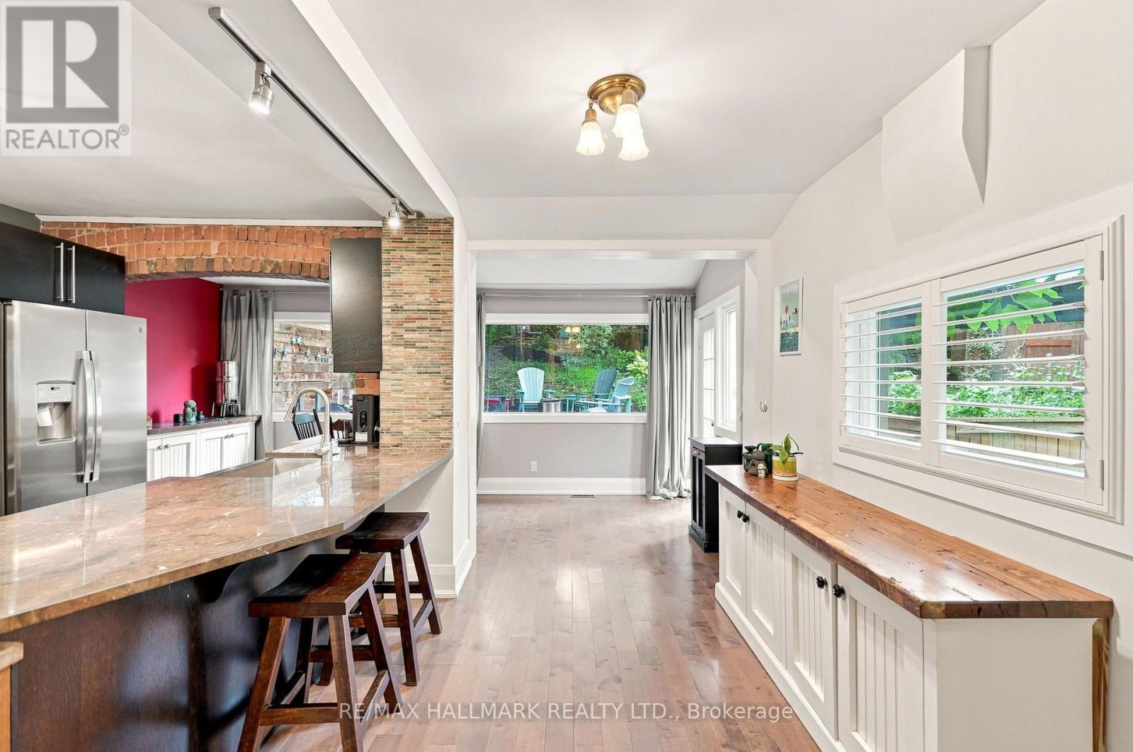 1 GLENMOUNT PARK ROAD - 7