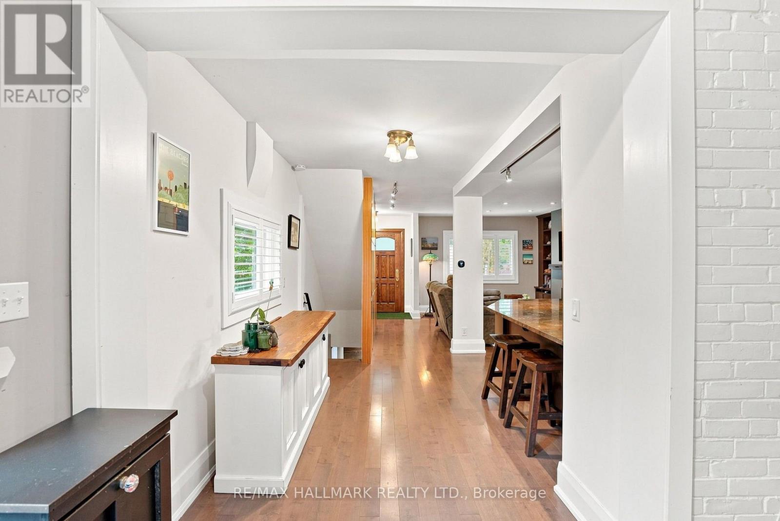 1 GLENMOUNT PARK ROAD - 8