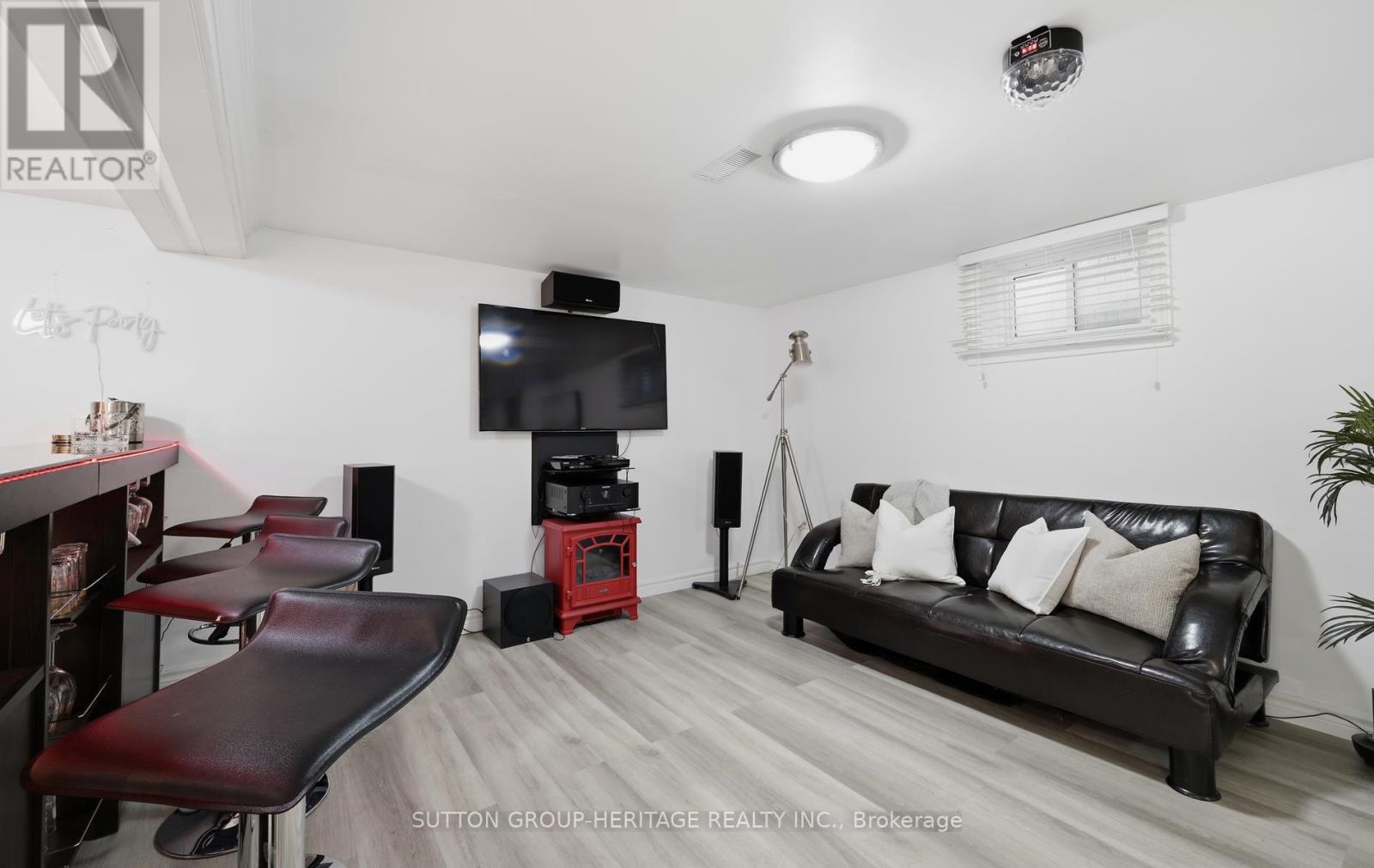 1020 WARDMAN CRESCENT - Image 31