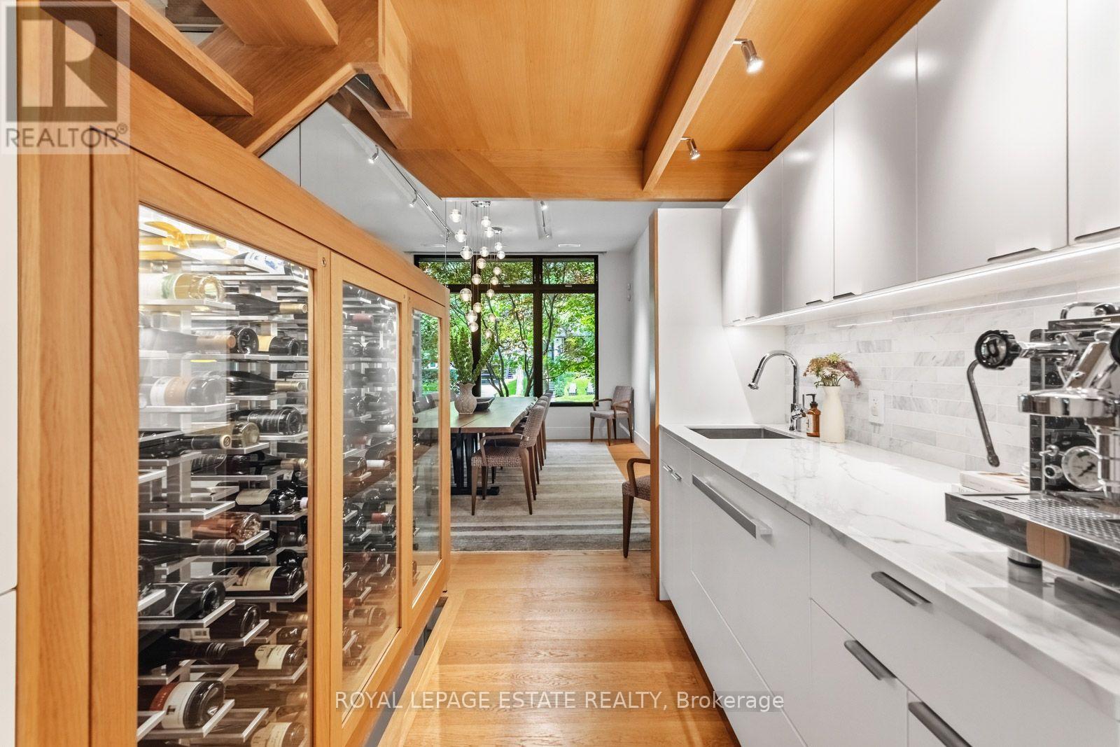 11 PINE CRESCENT - 13