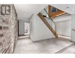 11 Pine Crescent, Toronto, ON M4E1L1 Photo 37