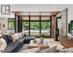 11 Pine Crescent, Toronto, ON M4E1L1 Photo 40