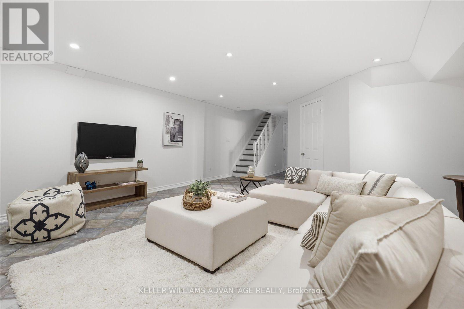 128 BOARDWALK DRIVE - Image 37