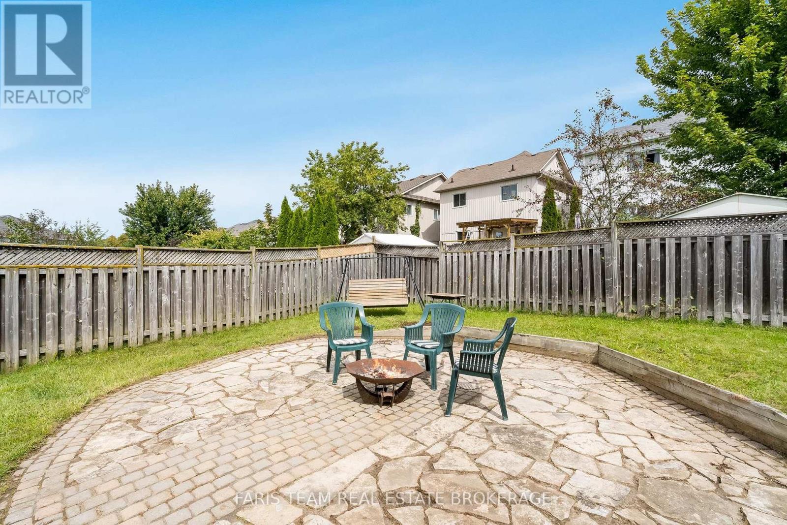782 GREENWOOD CRESCENT - 34