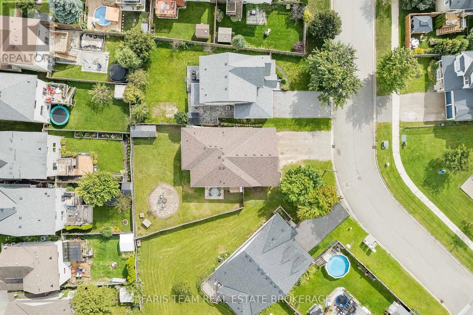 782 GREENWOOD CRESCENT - 39