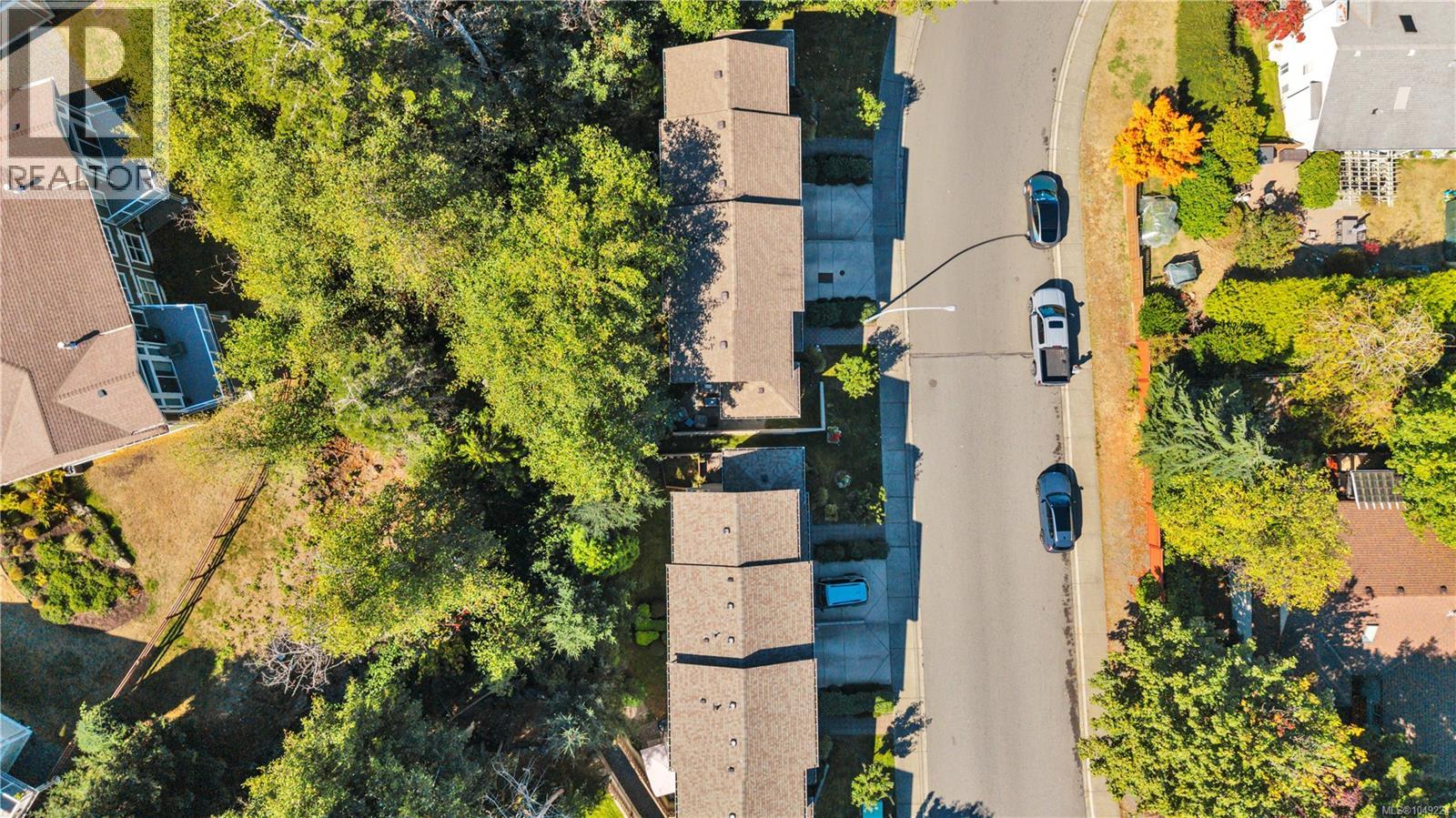 #2 6119 Glacier Way - 40