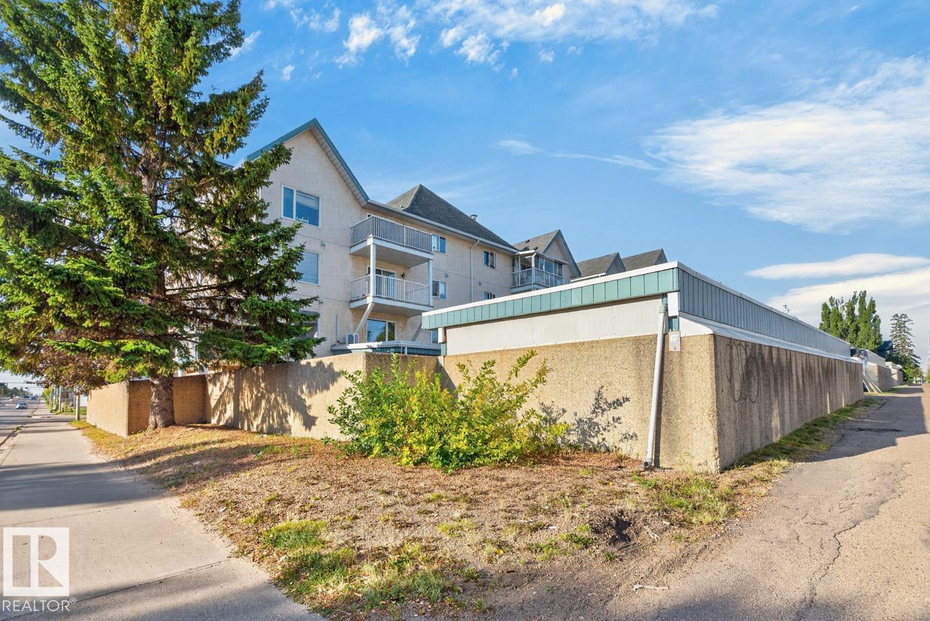 #52 9908 80 AV NW - 38