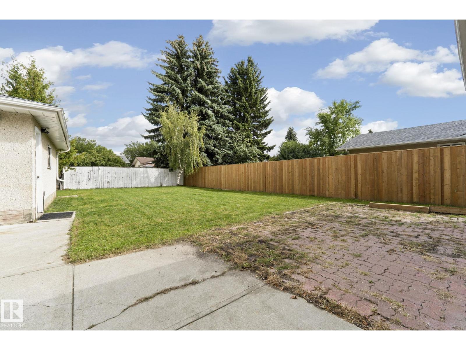 14715 62 ST NW - 49