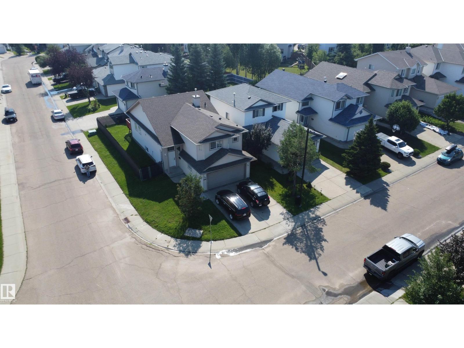 3799 21 ST NW - Image 29