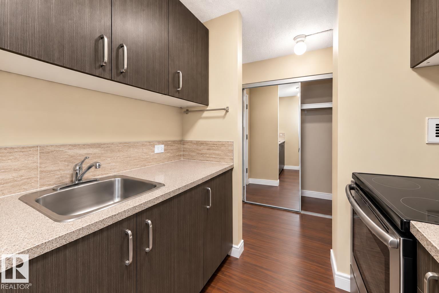 #1007 10140 120 ST NW - 9