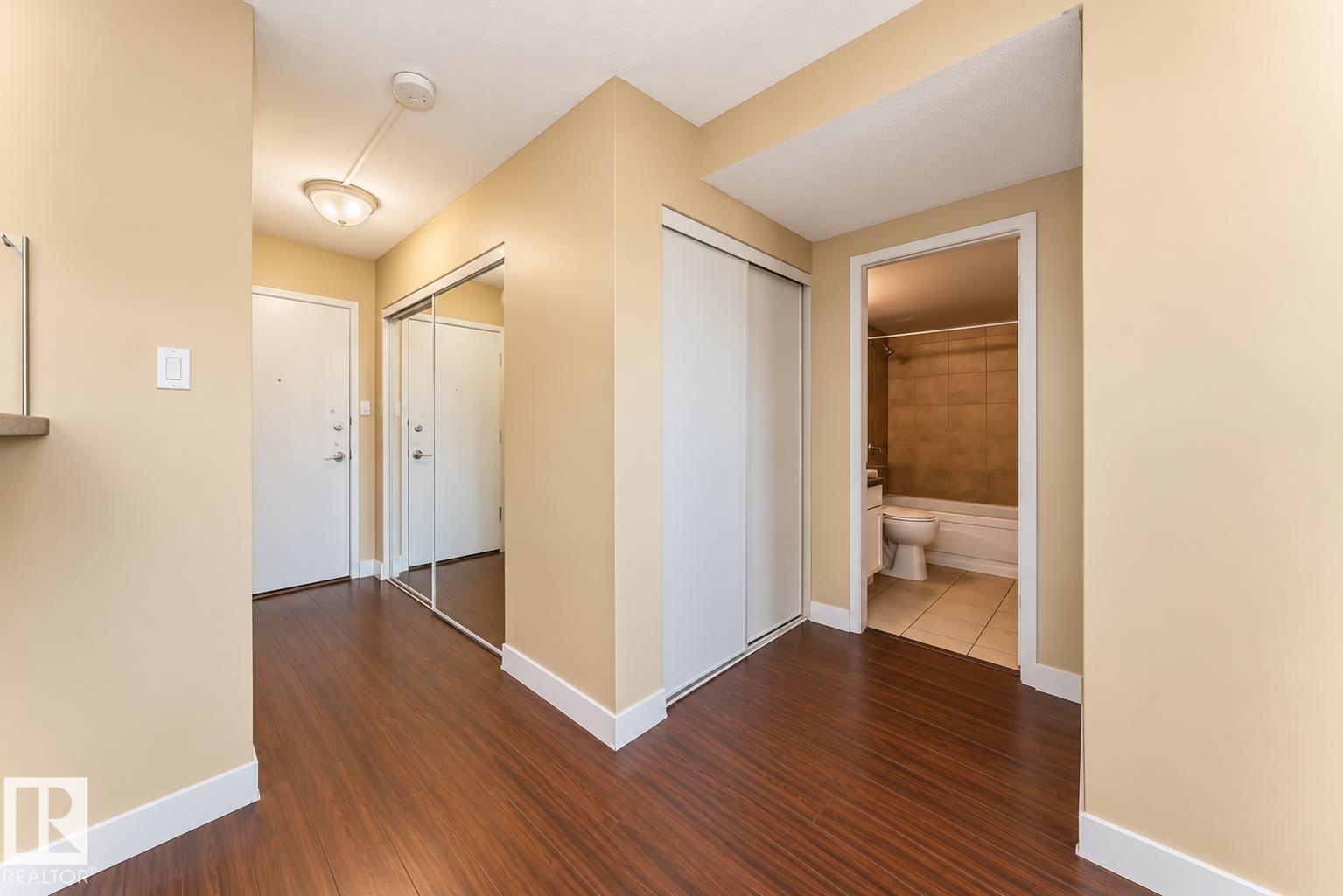 #1007 10140 120 ST NW - Image 6