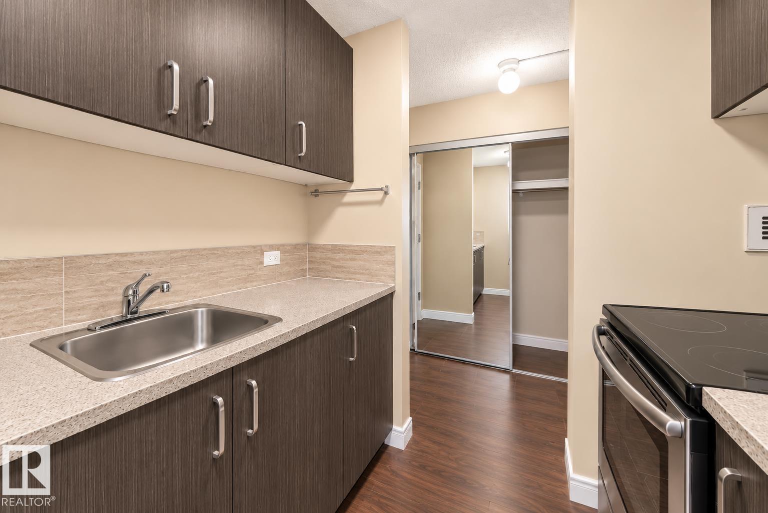 #1007 10140 120 ST NW - 11