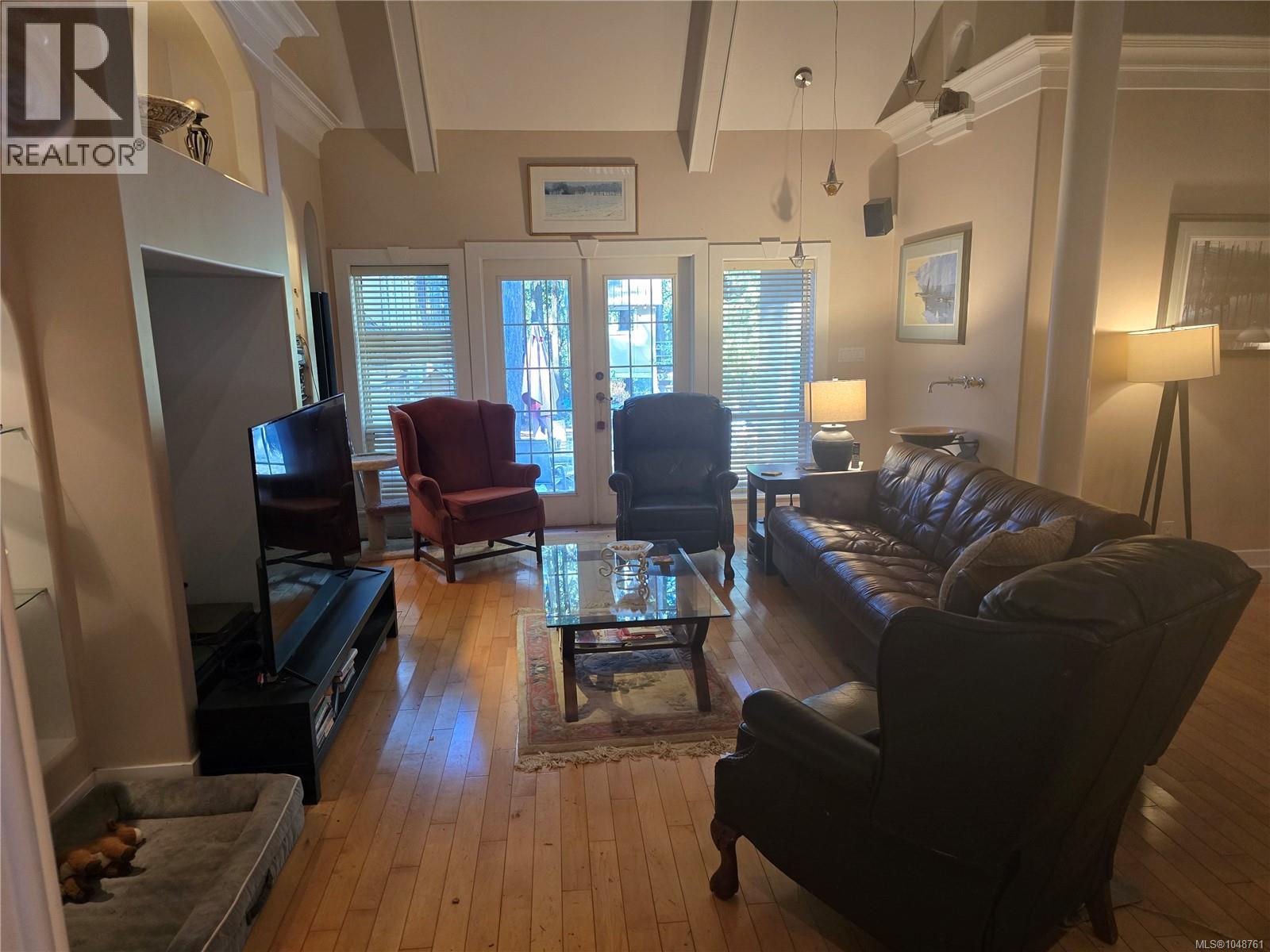 870 Falkirk Ave - Image 8