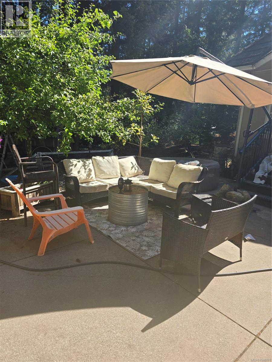 870 Falkirk Ave - Image 60